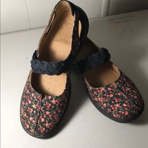 Hotter Mary Jane Style Rose Print Shoe